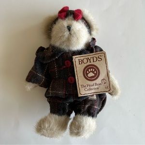 New Boyd’s Bear Chrissy